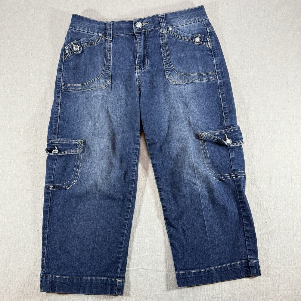 Cato Womens Size 8 Denim Cargo Capri Jeans Rhinestone Button Pocket Stretch Y2K